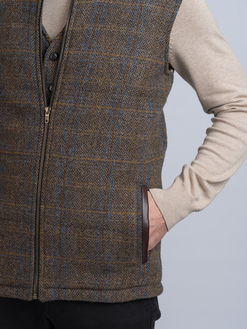 Brown Hunting Tweed Bodywarmer With Leather Trims