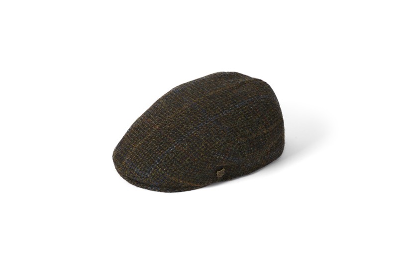 Schiebermütze aus Harris Tweed mit grünem und braunem Karomuster